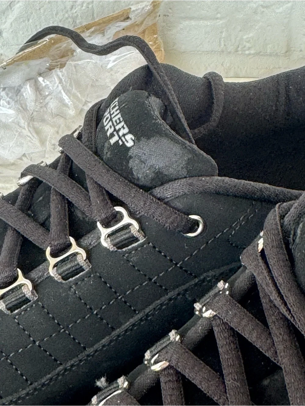 Skechers ✨black synergy